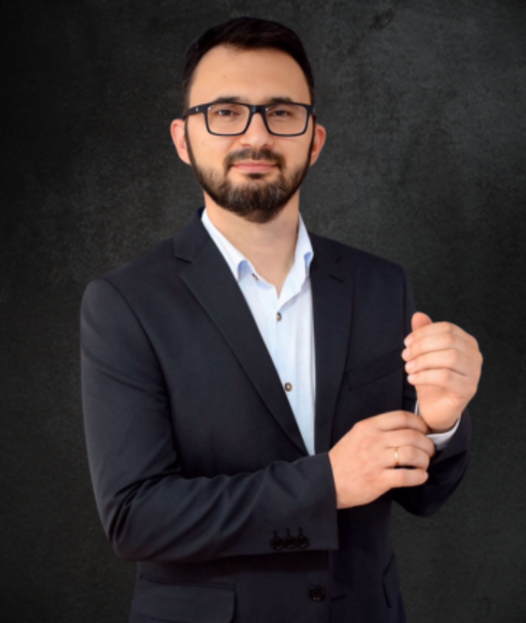 Professor Edivan