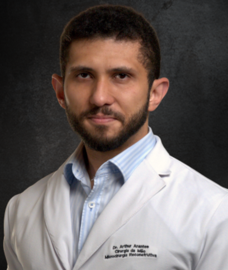 Dr. Arthur Arantes